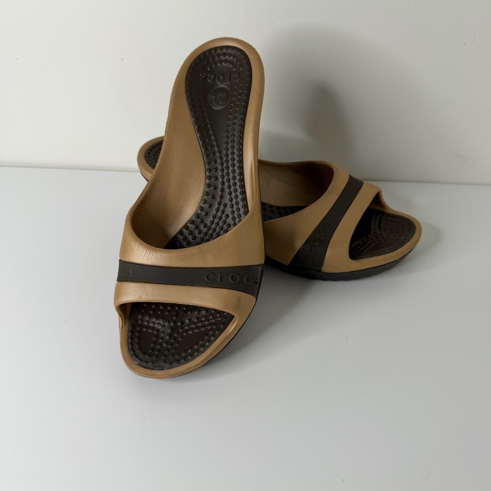 Crocs Sassari Band Bronze Brown Wedge Slide Slip On Sandals Women's size 8 - Picture 12 of 13
